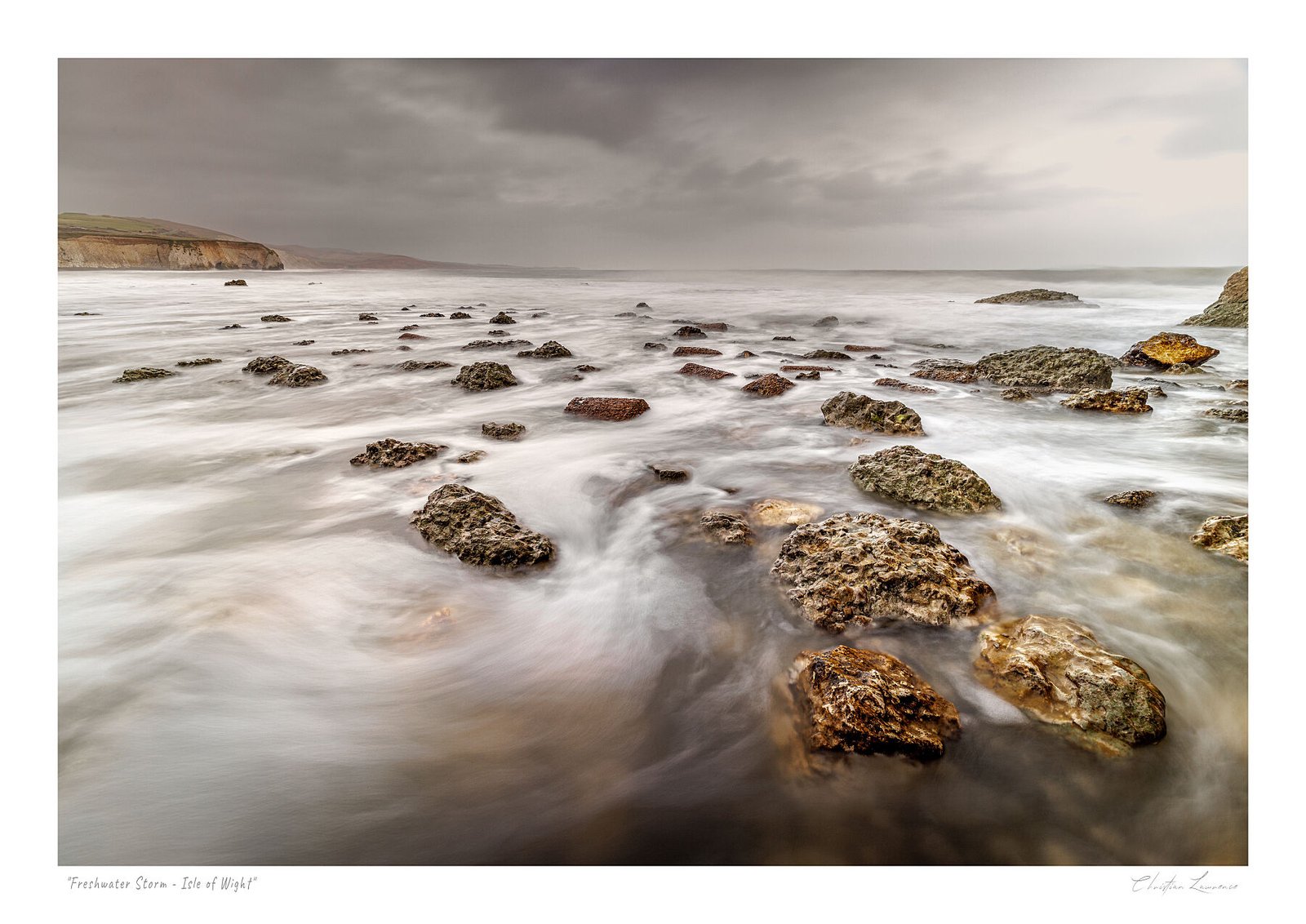 Storm Light – Freshwater Bay in Motion