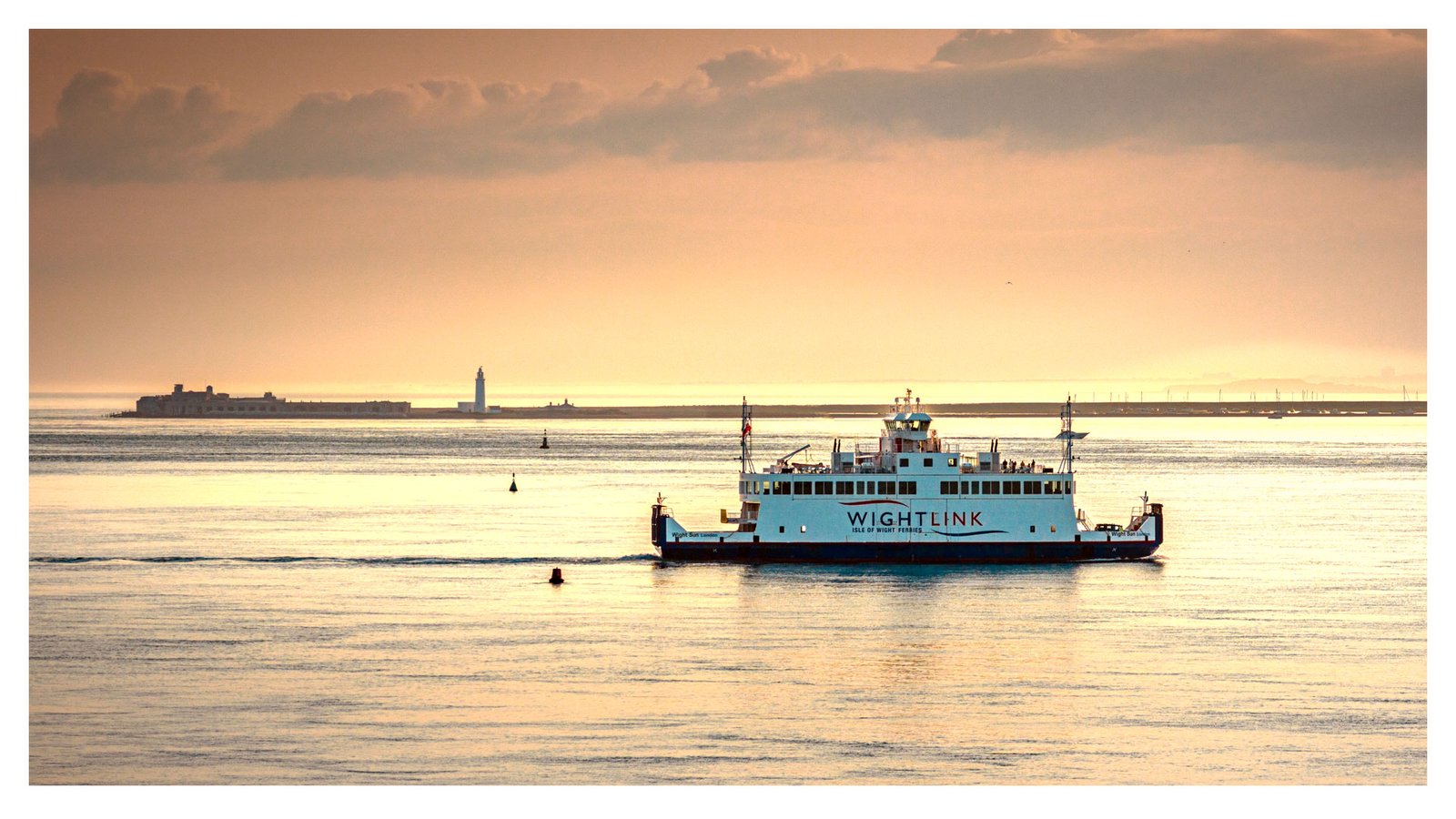 wightlink ferry leaving yarmouth print
